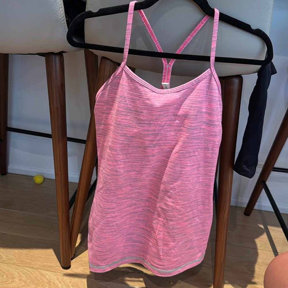 Lululemon pink tank with built in bra